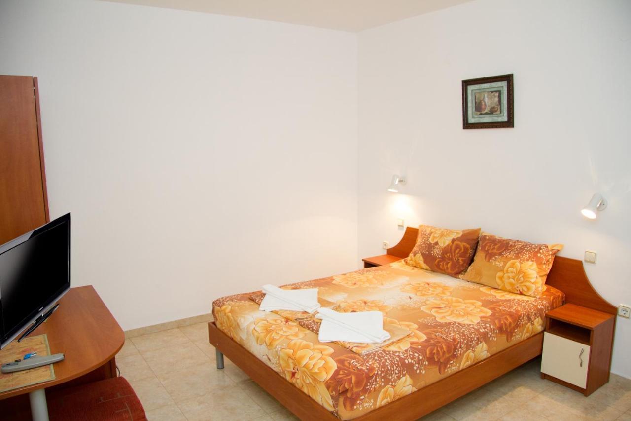 Хотел "Тихия Кът" Sozopol Ngoại thất bức ảnh
