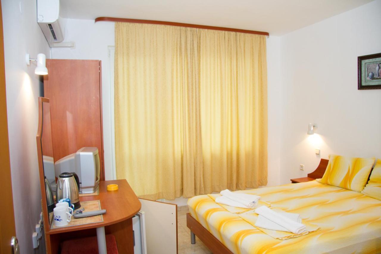 Хотел "Тихия Кът" Sozopol Ngoại thất bức ảnh